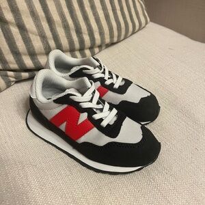 NWT New Balance Toddler Sneakers